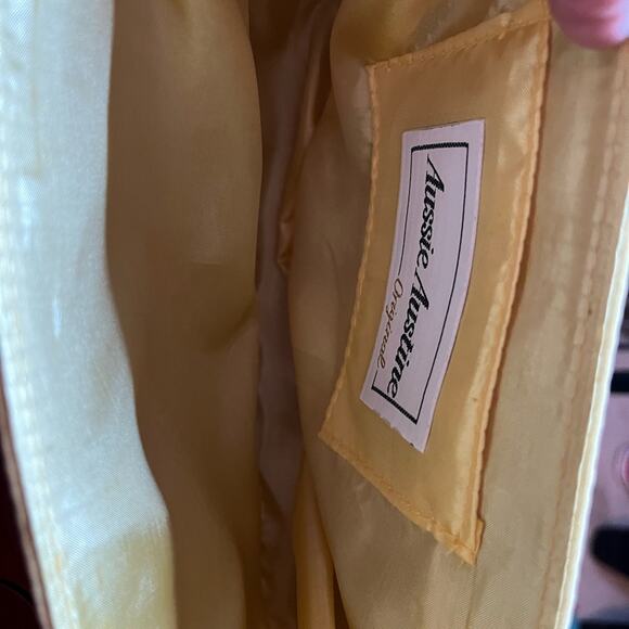 Aussie Austine Original Yellow Half Moon Crystal, Bead, and Shell Bag w/ Chain - Picture 6 of 8